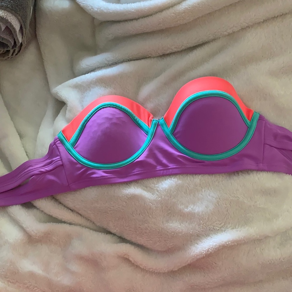 Strapless neon bikini top